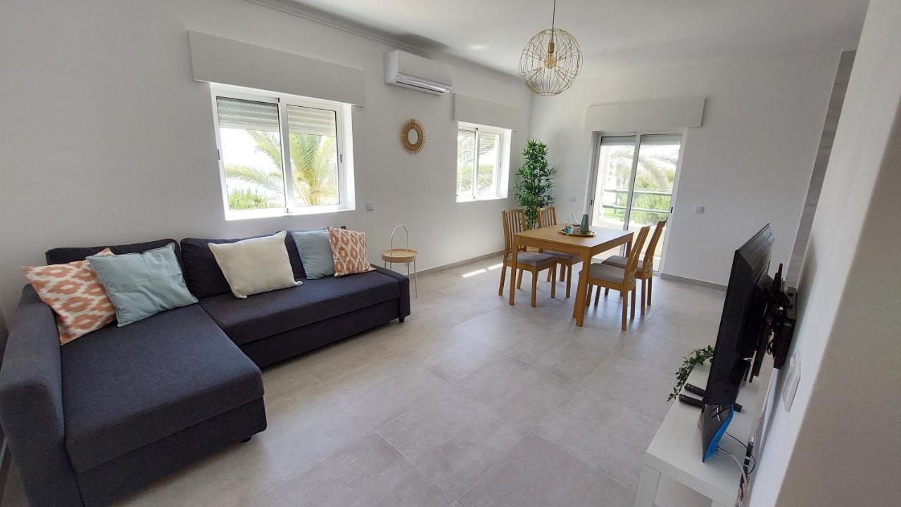 Apartamento Kelyfos Beach By Feriascomsol Quarteira Exterior foto